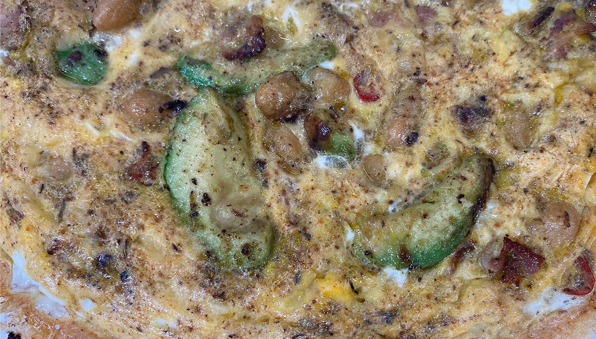 Frittata mit Avocado und Speck